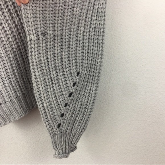 NWT Elodie | Gray Cable Knit Crew neck Sweater  XS - Picture 4 of 4